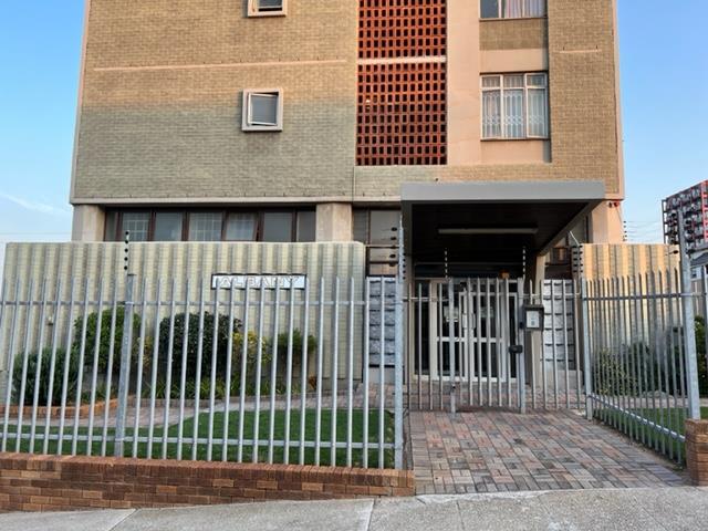 2 Bedroom Property for Sale in Port Elizabeth Central Eastern Cape